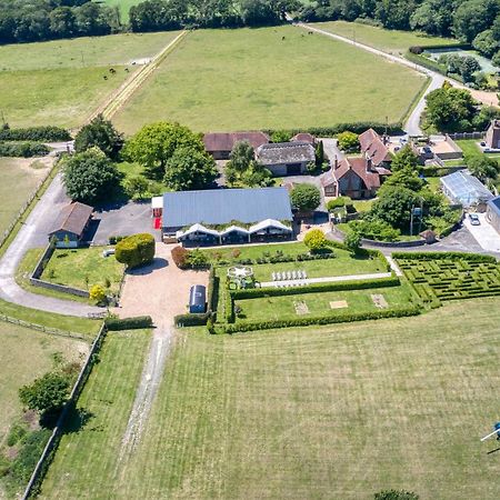 Old Selden Farm B&B Clapham  Bagian luar foto