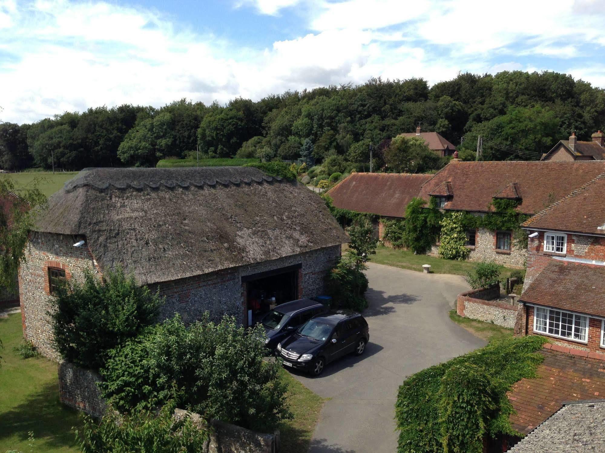 Old Selden Farm B&B Clapham  Bagian luar foto