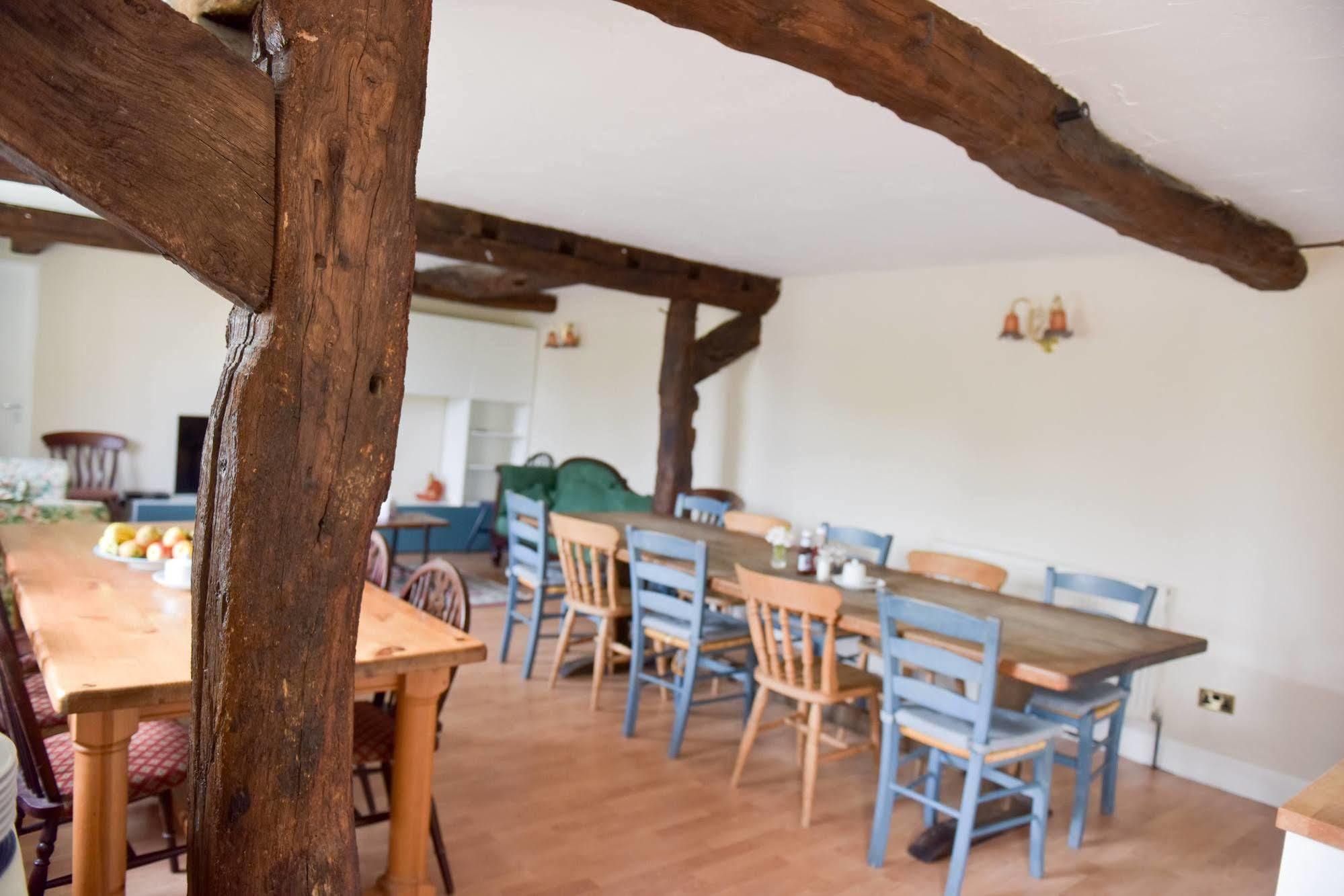 Old Selden Farm B&B Clapham  Bagian luar foto
